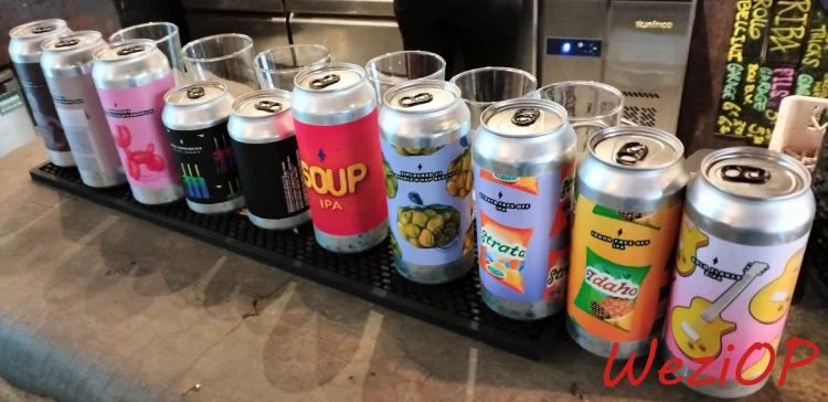 Choix de bières à la garage beer taproom, à Barcelone