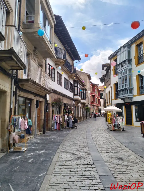 Les rues de Villaviciosa – capitale du cidre d’Asturies