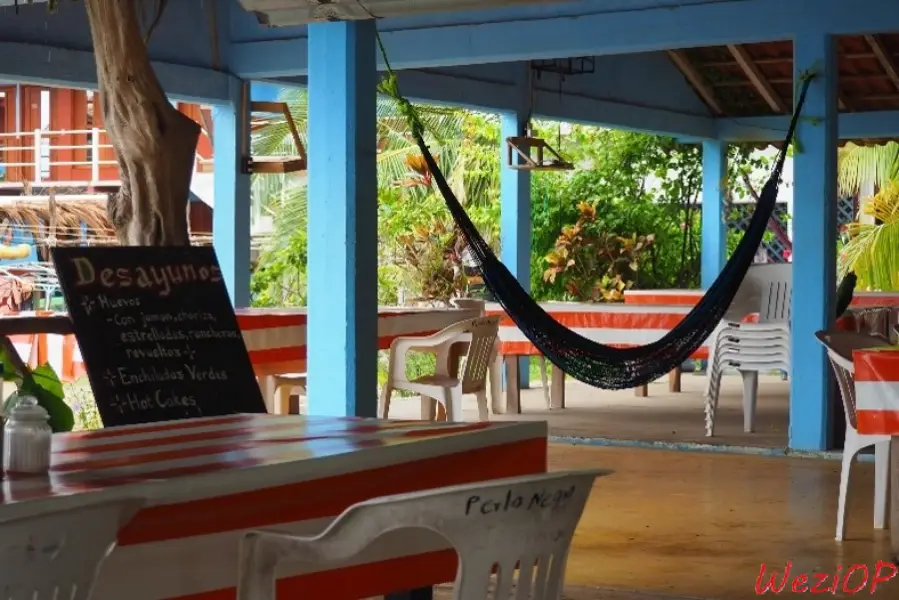 Au restaurant Isahmar