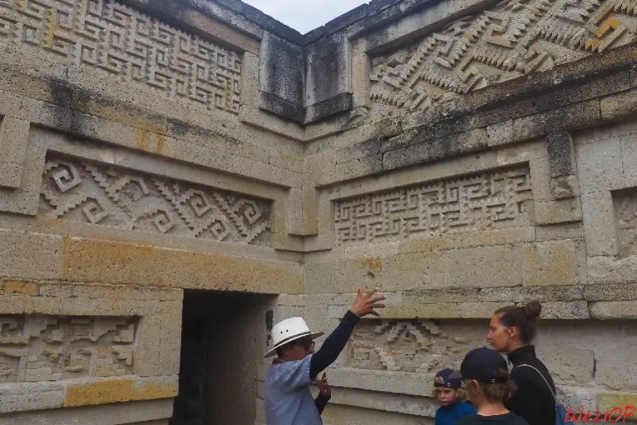 Les motifs géométriques de Mitla – environs de Oaxaca