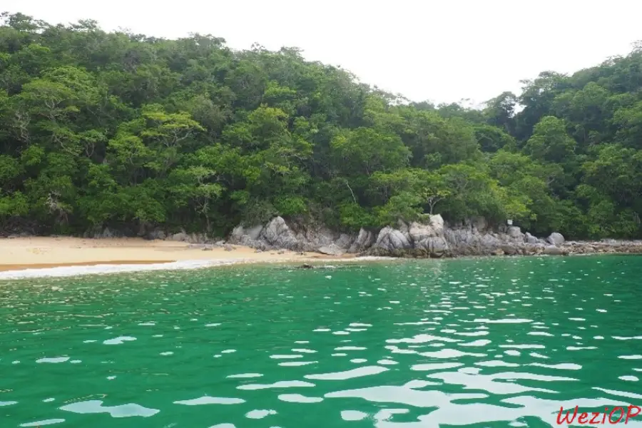 Les criques du Parc national de Huatulco