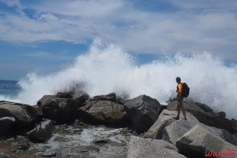 A la Pedra del Arco, sur la rive droite